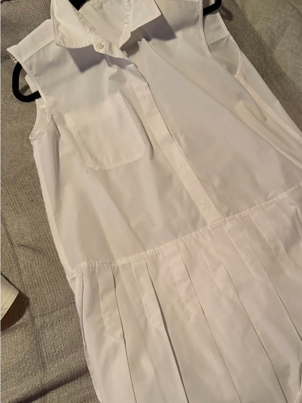 Sleeveless White Pleated Shirt Dress